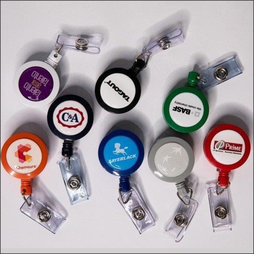 porta crachá retrátil - Roller Clips Retrátil-AFK-77026